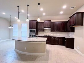 1001 Summer Ln in McKinney, TX - Building Photo - Building Photo