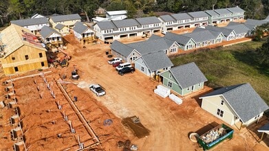 The Cottages at Ashland Park in Mobile, AL - Building Photo - Building Photo
