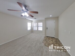 6320 W Sophie Ln in Phoenix, AZ - Building Photo - Building Photo