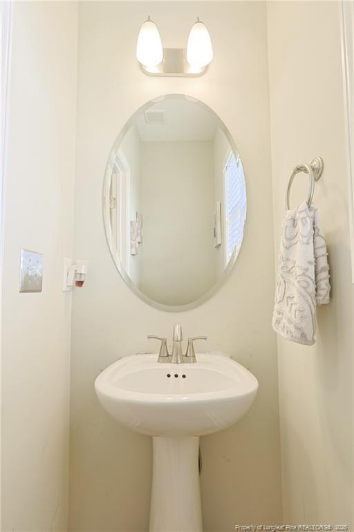 1641 Mount Rainer Dr in Fayetteville, NC - Building Photo - Building Photo