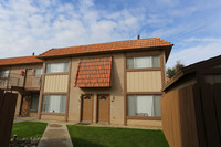 Rio Vista Apartments in Bakersfield, CA - Foto de edificio - Building Photo