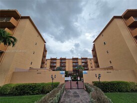 1800 W 54th St in Hialeah, FL - Building Photo