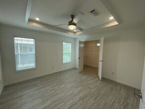 34604 Ballyhoo Dr in Zephyrhills, FL - Building Photo - Building Photo