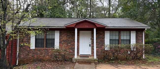 753 Livingston Ct in Tallahassee, FL - Building Photo - Building Photo