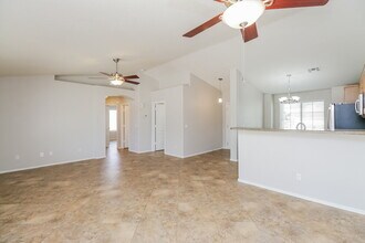 7705 E Caballero St in Mesa, AZ - Foto de edificio - Building Photo