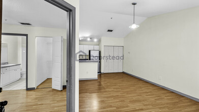 6372 Raleigh St, Unit apt 1916 in Orlando, FL - Building Photo - Building Photo