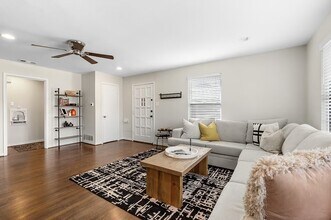 9352 Angora St in Dallas, TX - Building Photo - Building Photo