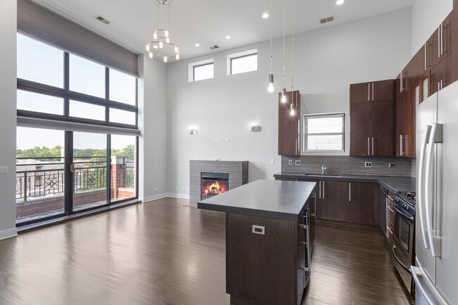 1412 W Morse Ave in Chicago, IL - Building Photo - Building Photo