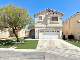 7612 Glorietta Bay Ct in Las Vegas, NV - Building Photo