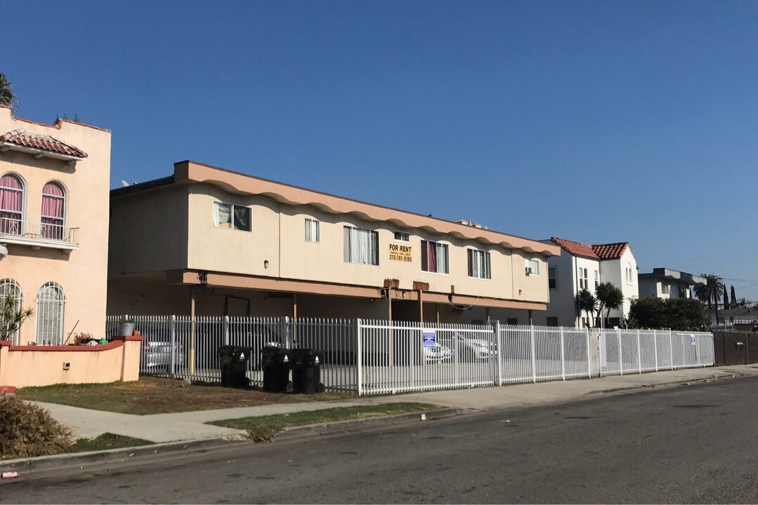 4533 Pickford St in Los Angeles, CA - Building Photo