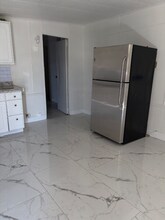 20106 NW 52nd Ave in Opa Locka, FL - Building Photo - Building Photo