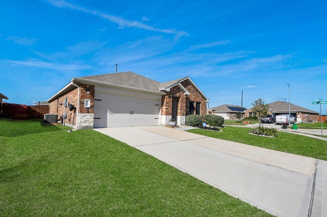 property at 4315 Nervesa Dr.