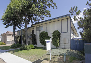 4231 Lowell St in La Mesa, CA - Building Photo - Building Photo