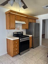 1402 Lasso Ct in Henderson, NV - Building Photo - Building Photo