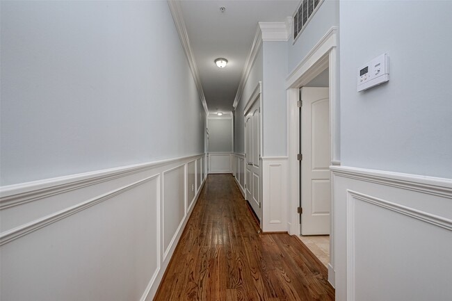 property at 2802 Morrison St