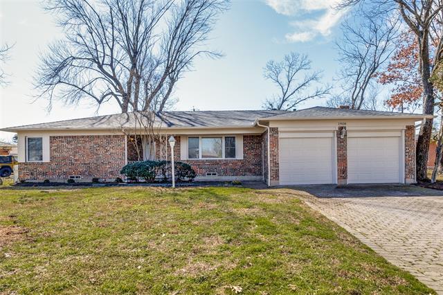 1908 Westway Ave in Garland, TX - Building Photo