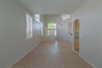 2317 Sunrise Meadows Dr in Las Vegas, NV - Building Photo - Building Photo