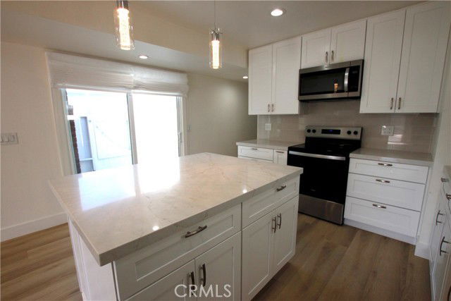 707 Orchid Ave in Newport Beach, CA - Building Photo