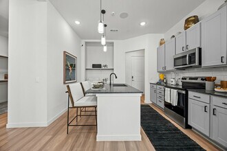 Marlowe Denton in Denton, TX - Foto de edificio - Building Photo