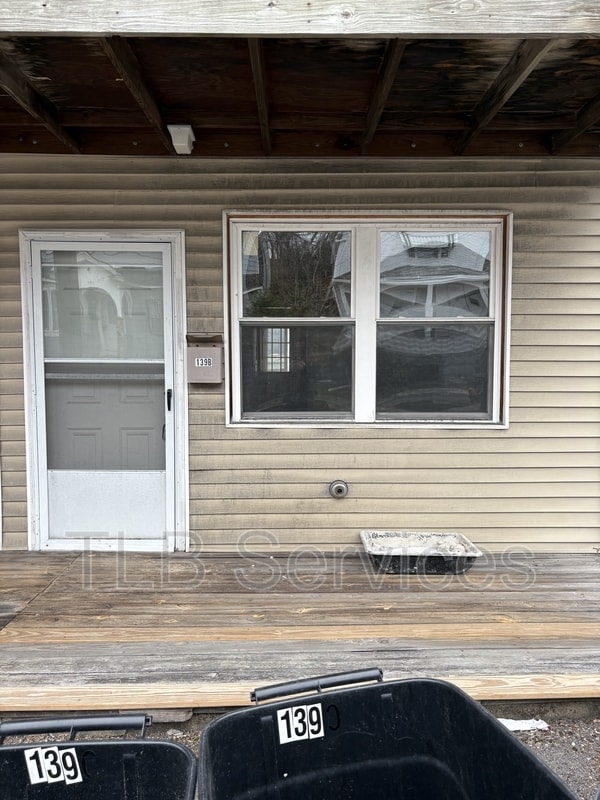 139 Sand St in Dunmore, PA - Building Photo - Building Photo