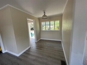 1230 E Orange Ave in Eustis, FL - Building Photo - Building Photo