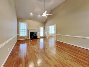 1100 Secotan Pl in Fuquay Varina, NC - Building Photo - Building Photo