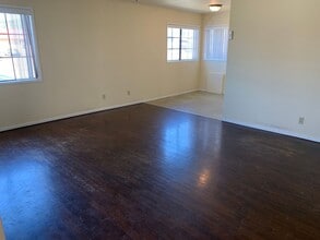 203 8th St in Myrtle Point, OR - Building Photo - Building Photo