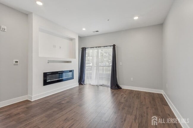 property at 517 Tavern Rd