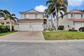 3432 SW 49th St in Fort Lauderdale, FL - Building Photo - Building Photo