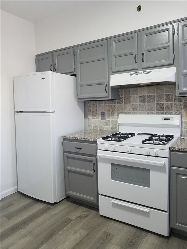 318 4th St-Unit -#2 in Jersey City, NJ - Building Photo - Building Photo