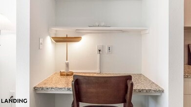 10670 Jake Jabs Blvd, Unit 2307 in Longmont, CO - Foto de edificio - Building Photo