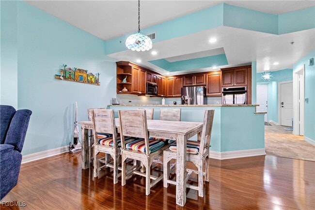 property at 14300 Riva Del Lago Dr