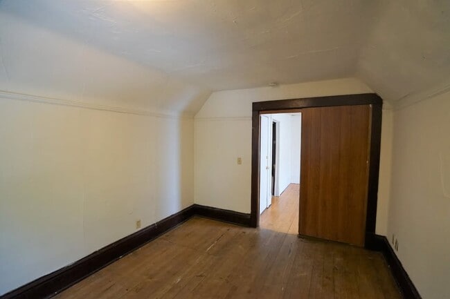 345 W Doty St, Unit 2