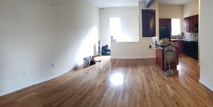 3509 W Clearfield St, Unit 2nd floor in Philadelphia, PA - Building Photo - Building Photo