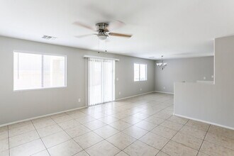 6728 N 130th Ave in Glendale, AZ - Building Photo - Building Photo