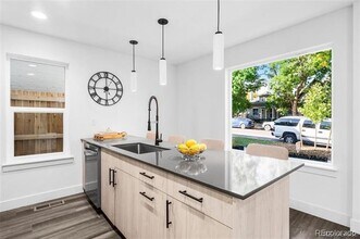 1574 Gilpin St in Denver, CO - Building Photo - Building Photo