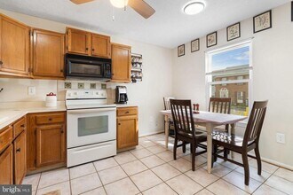 520 Kingdom Ct in Odenton, MD - Building Photo - Building Photo