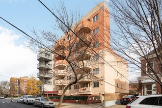 1495 E 28th St in Brooklyn, NY - Building Photo - Building Photo