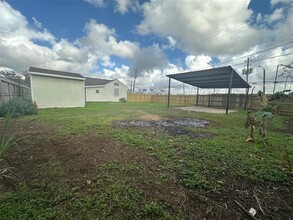 12922 Ellen Ln in Houston, TX - Building Photo - Building Photo