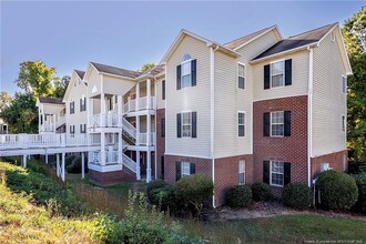 350 Bubble Creek Ct in Fayetteville, NC - Foto de edificio - Building Photo