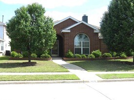 1530 Summerfield Dr in Allen, TX - Building Photo