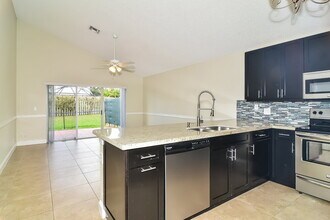 22457 Middletown Dr in Boca Raton, FL - Building Photo - Building Photo