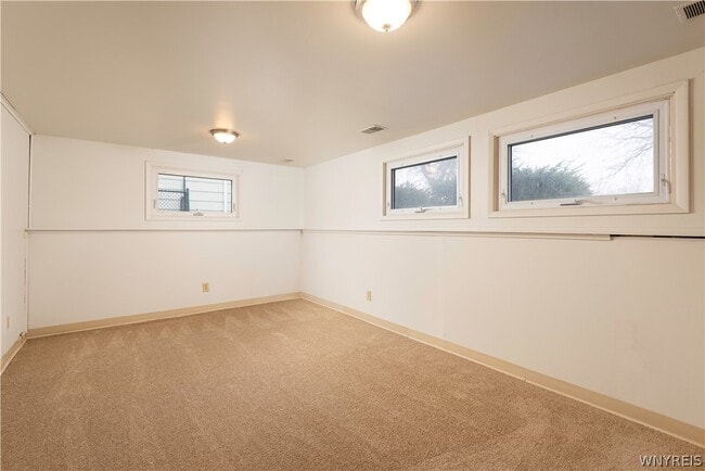 146 Jeanmoor Rd in Buffalo, NY - Building Photo - Building Photo