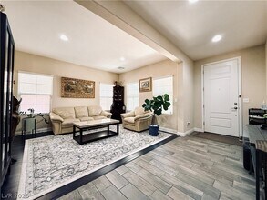6544 Claystone Creek Ct in North Las Vegas, NV - Building Photo - Building Photo