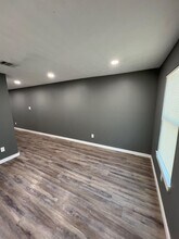 2610 1/2 Mills St in Houston, TX - Building Photo - Building Photo