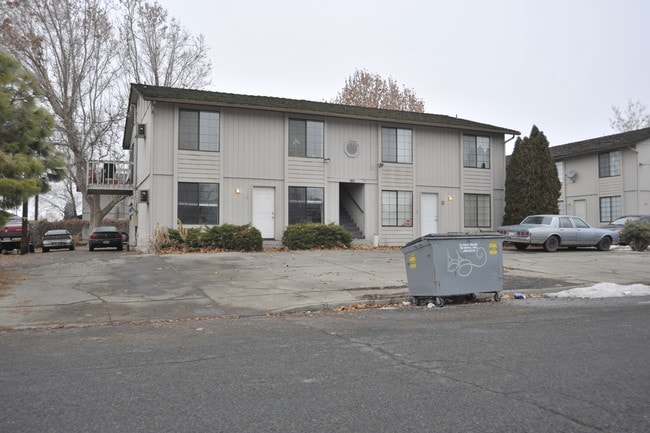 1004 S 41st Ave in Yakima, WA - Building Photo - Building Photo