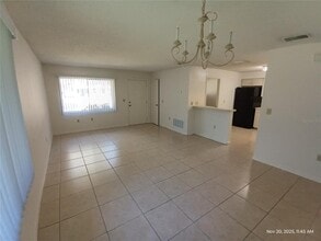 408 E Warren Ave in Longwood, FL - Building Photo - Building Photo