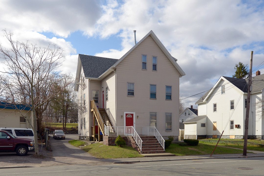 98 Winthrop St in Taunton, MA - Building Photo