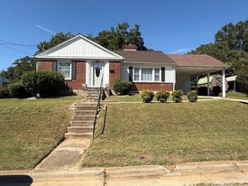 516 3rd St in Danville, VA - Building Photo