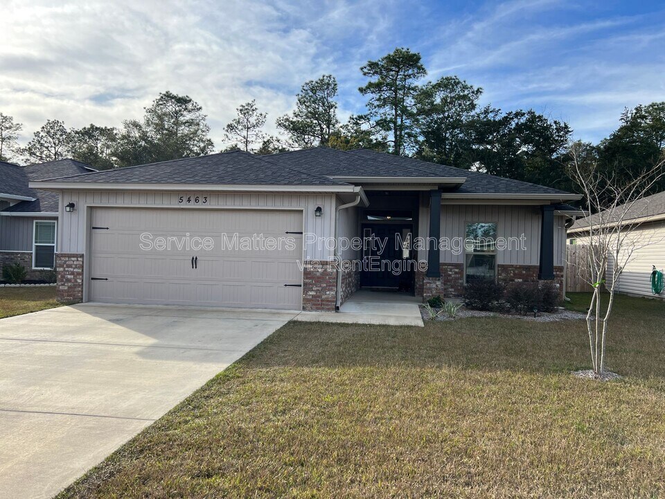 5463 Peach Dr in Pace, FL - Building Photo
